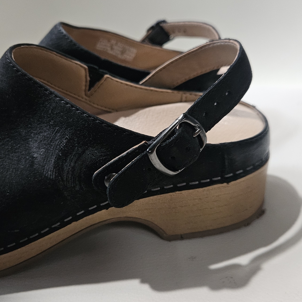 Dansko Black Leather Slingback Clogs with Wood-Look Sole - Picture 2 of 6